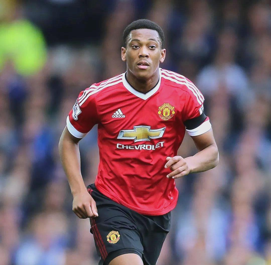 乐动体育开户地址-曼联迎荷甲关键赛，集结日豪取连胜，球迷炸锅，数据趋势出现新变化的简单介绍-乐动体育开户地址