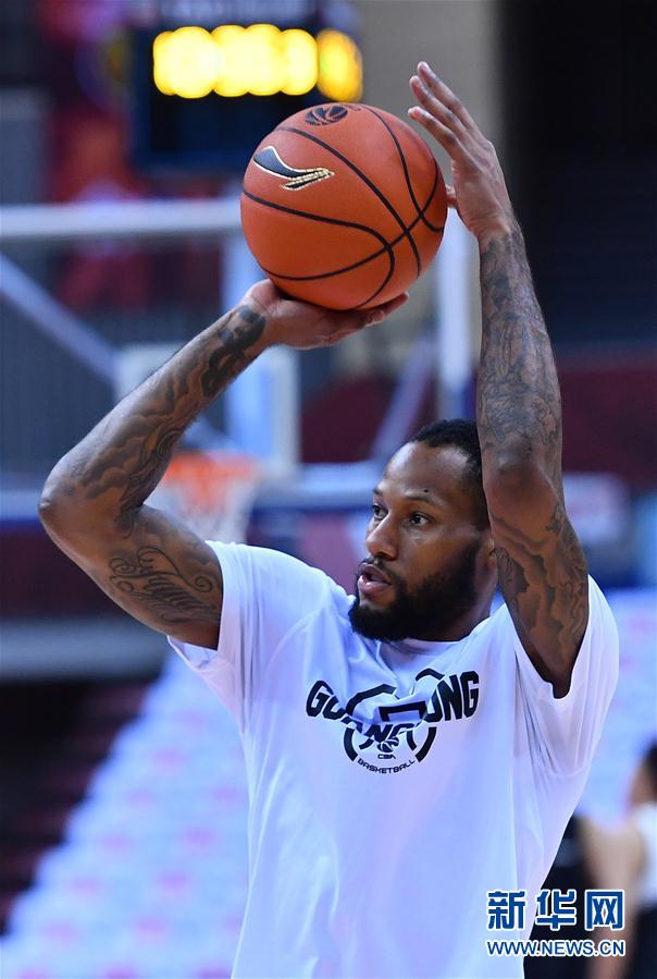 包含西汉姆赛前完成体检德约科维奇与30激战RNG分钟，费耶诺德门线救险备战CBA常规赛都惊呆了的词条